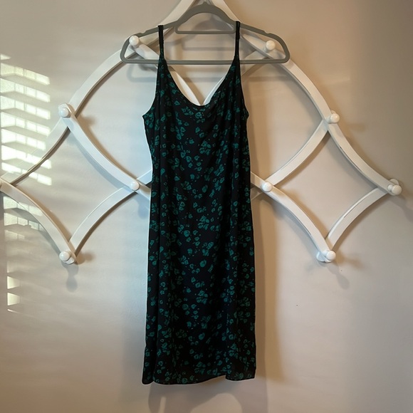 CAbi Autum Dress size Large includes slipdress - Picture 13 of 13